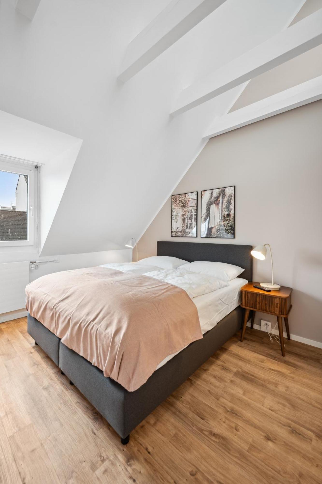 Limehome Basel Muenzgasse Room photo