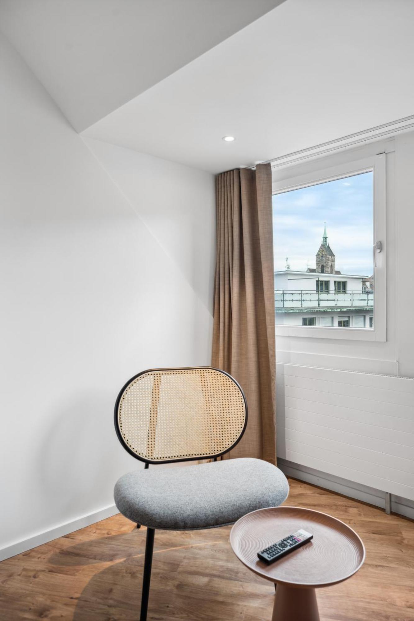 Limehome Basel Muenzgasse Room photo