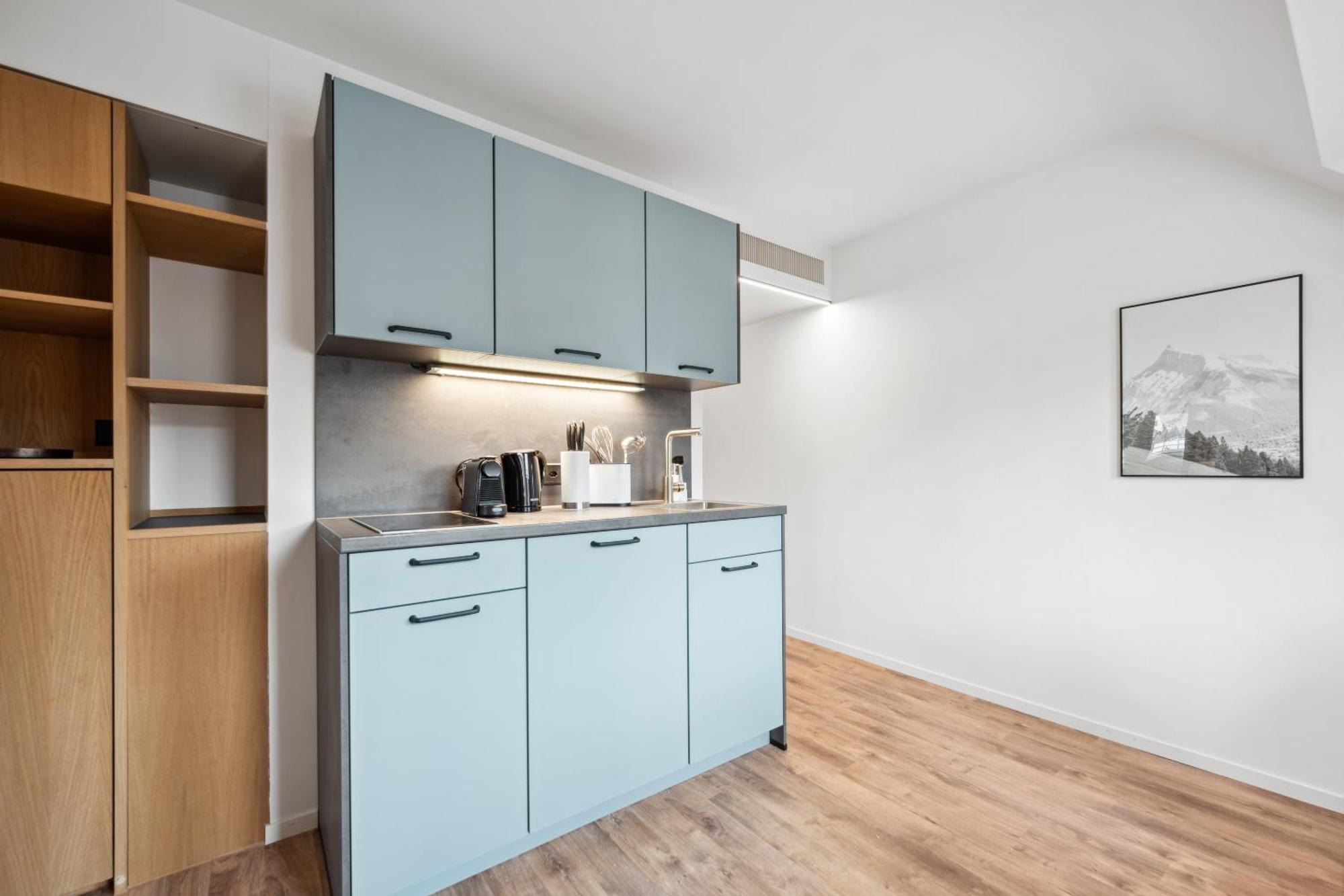 Limehome Basel Muenzgasse Room photo