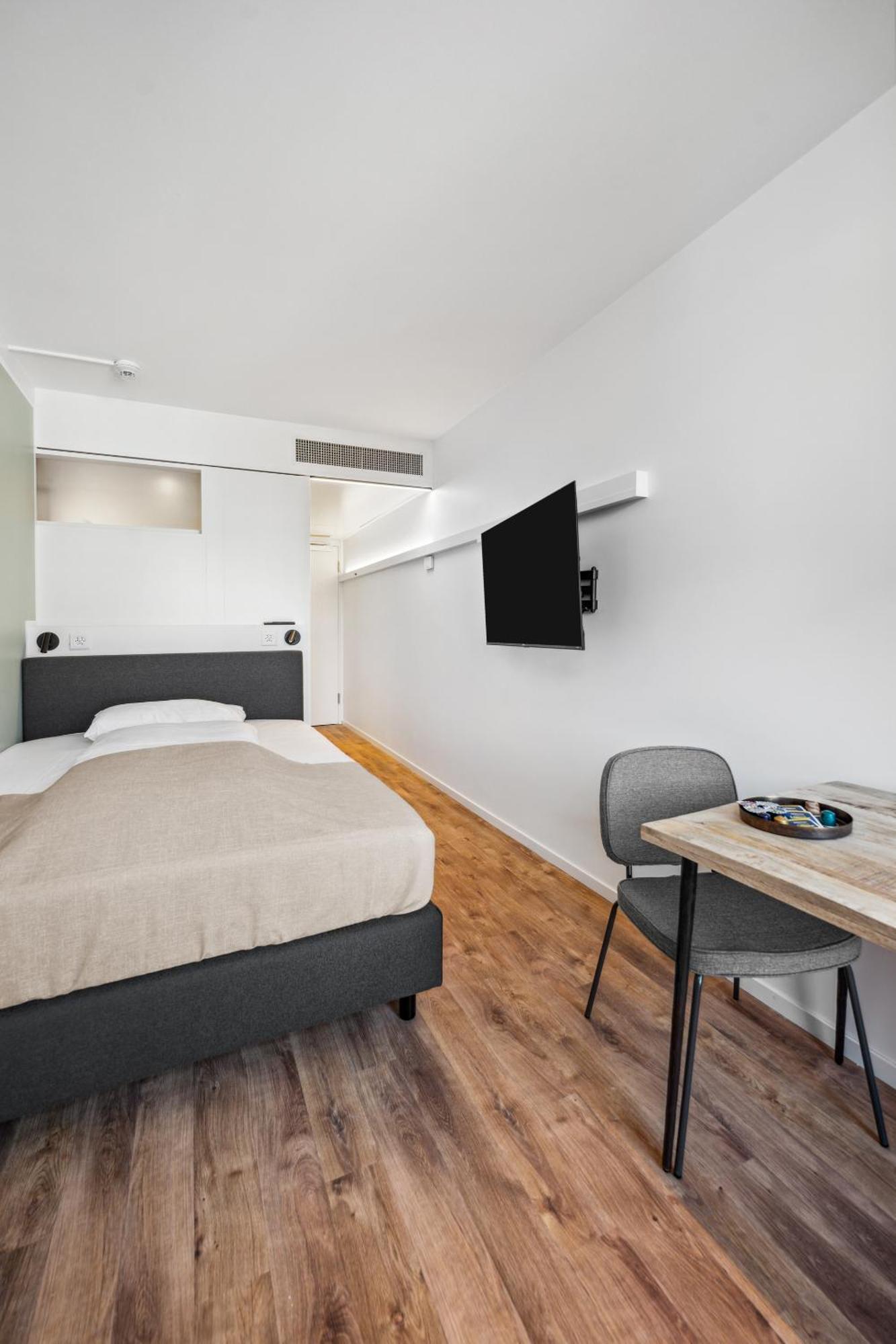 Limehome Basel Muenzgasse Exterior photo